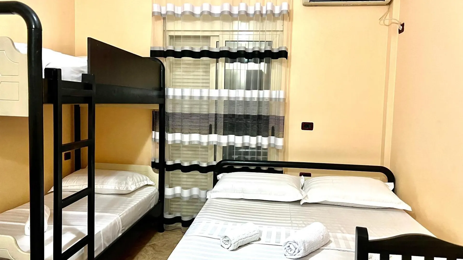 Hotel Asteri Velipojë 2*,  Albania