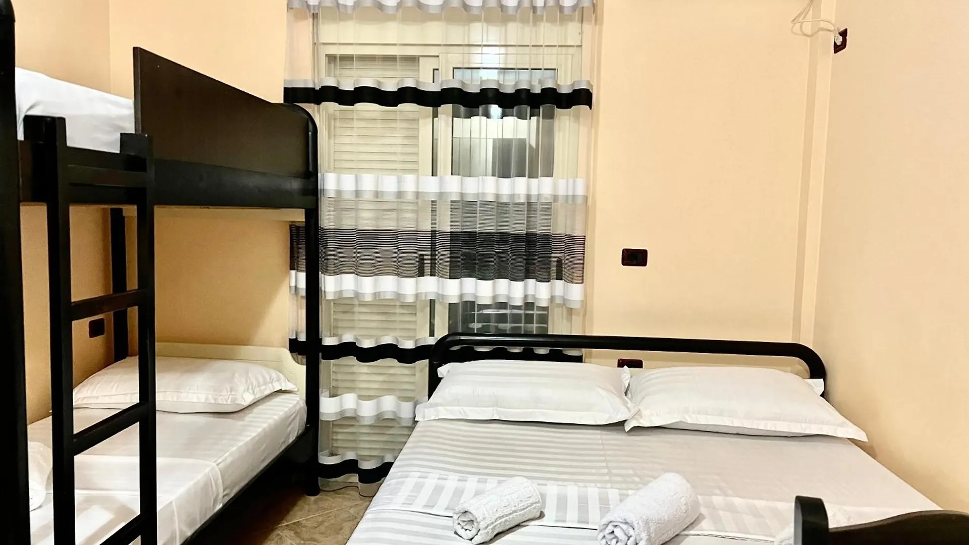 Hotel Asteri Velipojë