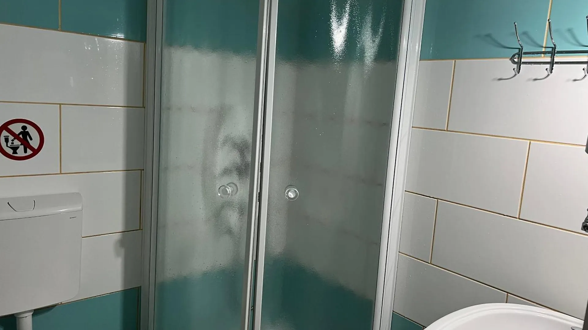 **  Hotel Asteri Velipojë 알바니아