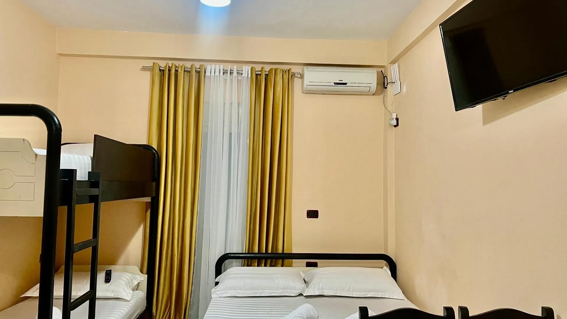 Hotel Asteri Velipojë