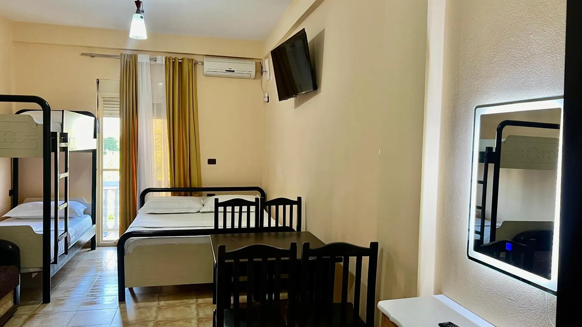 Hotel Asteri Velipojë