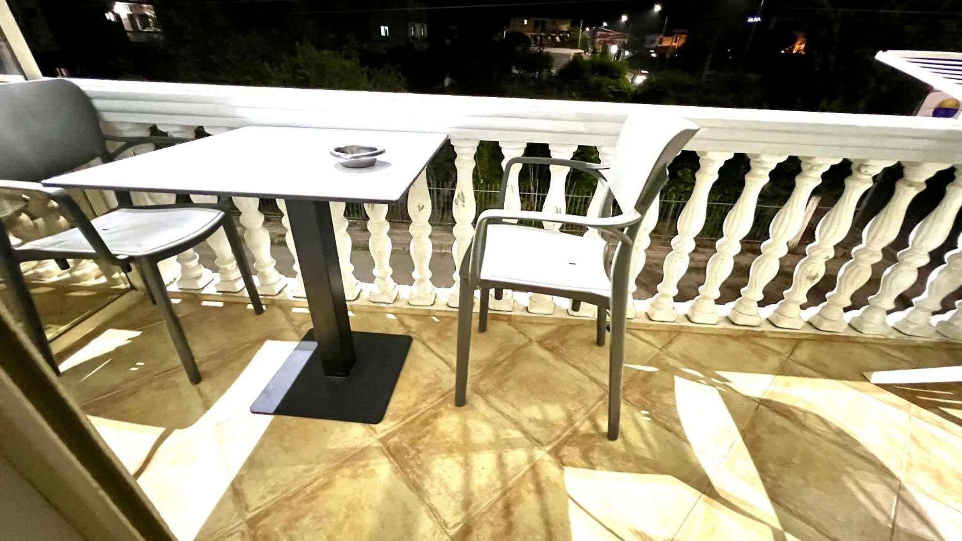 Hotel Asteri Velipojë