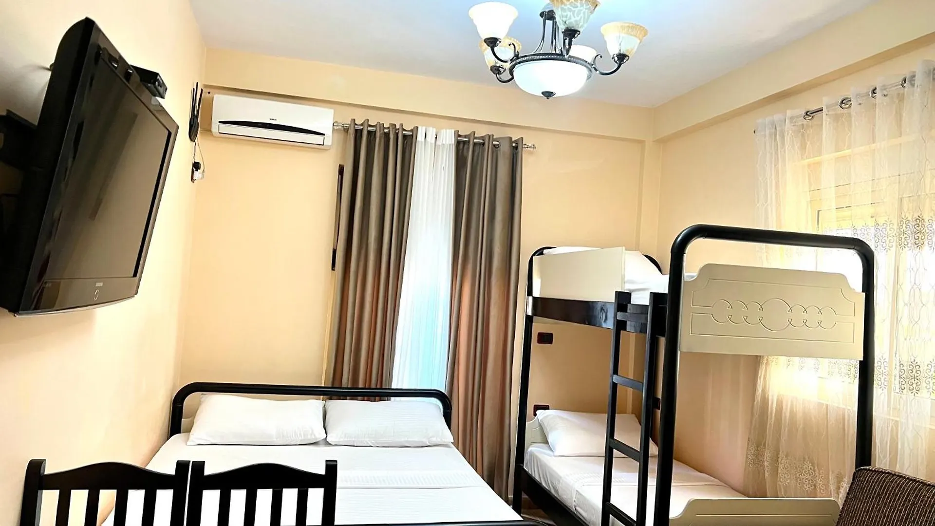 Hotel Asteri Velipojë