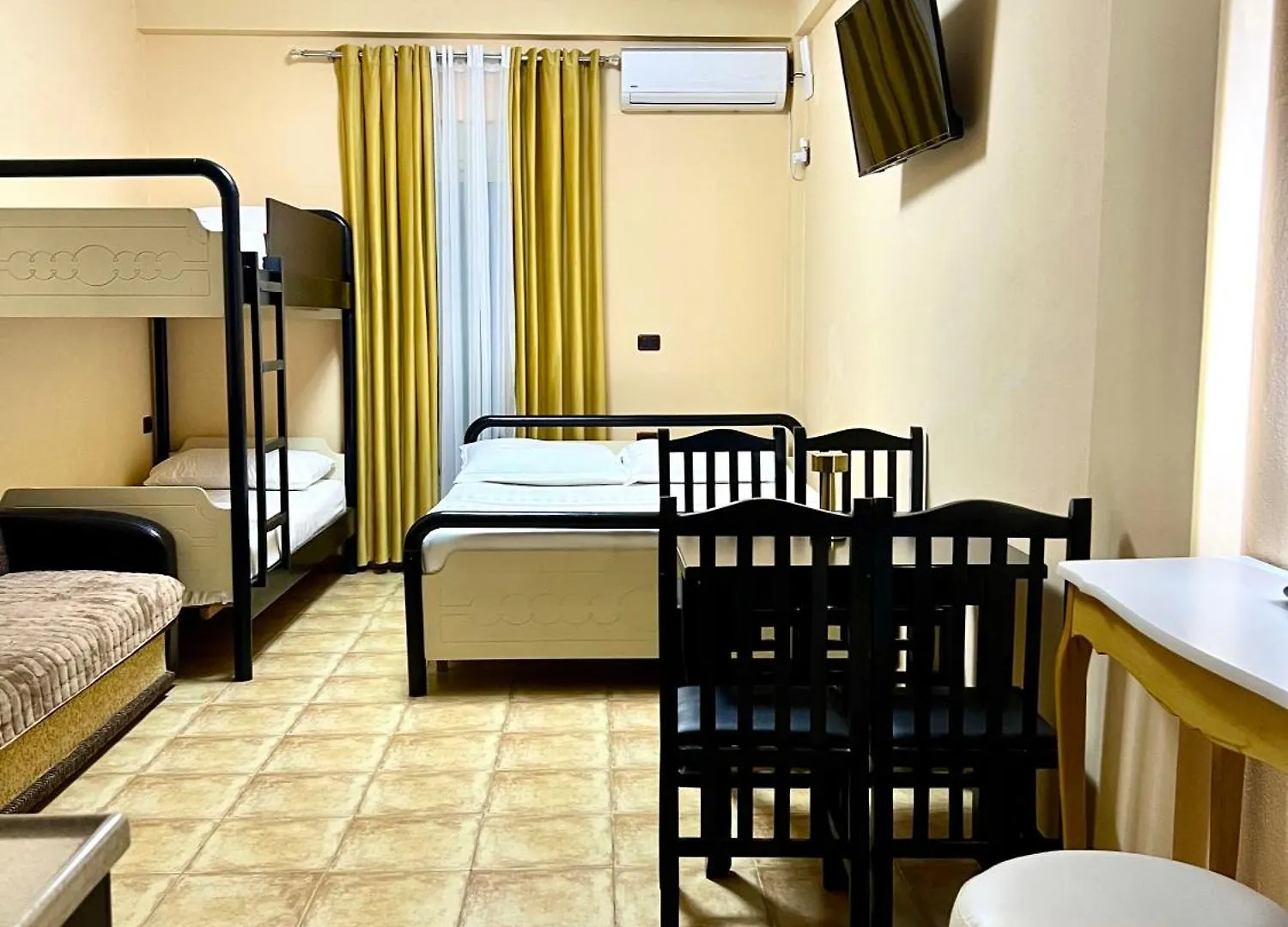 Hotel Asteri Velipojë