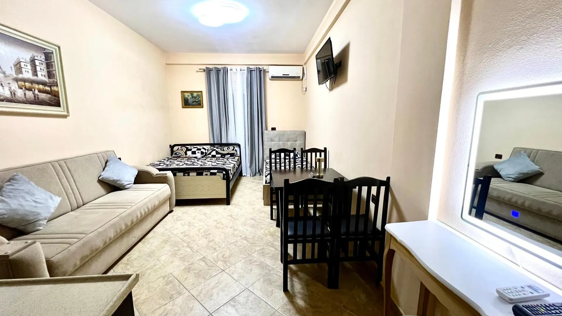 Hotel Asteri Velipojë
